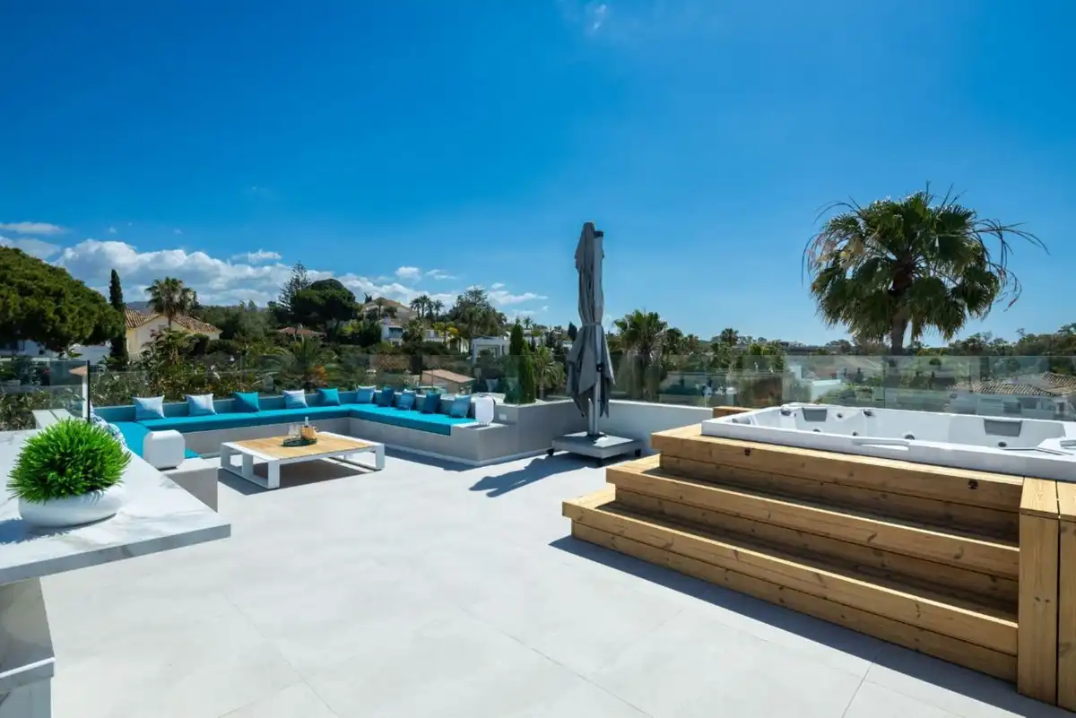 Terraza de Casa o chalet en venta en Marbella con Aire acondicionado, Jardín privado y Terraza