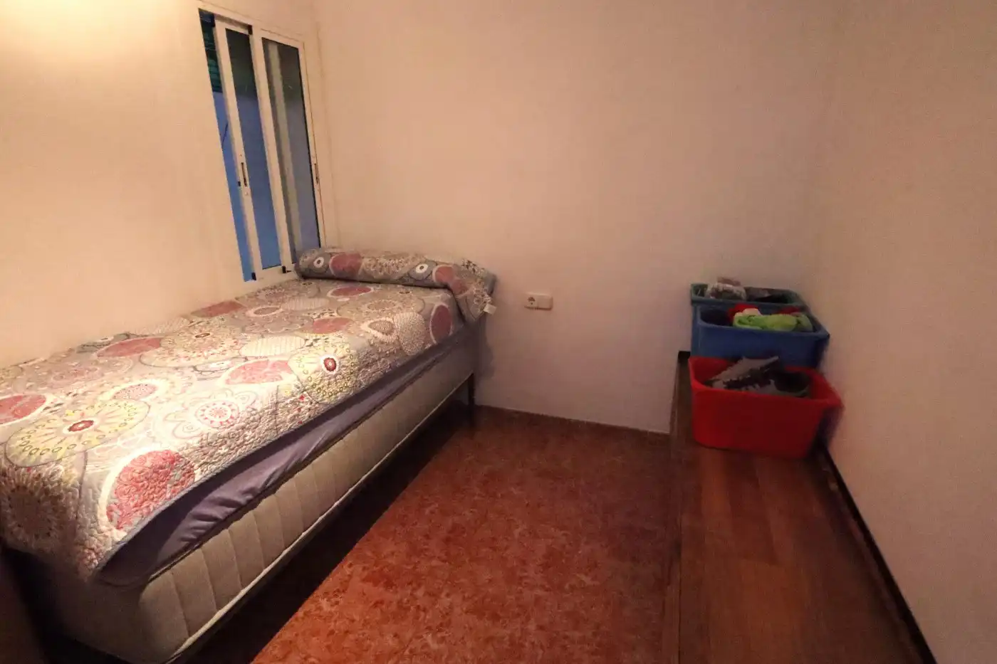 Habitación de Piso en venta en Barcelona con Balcón