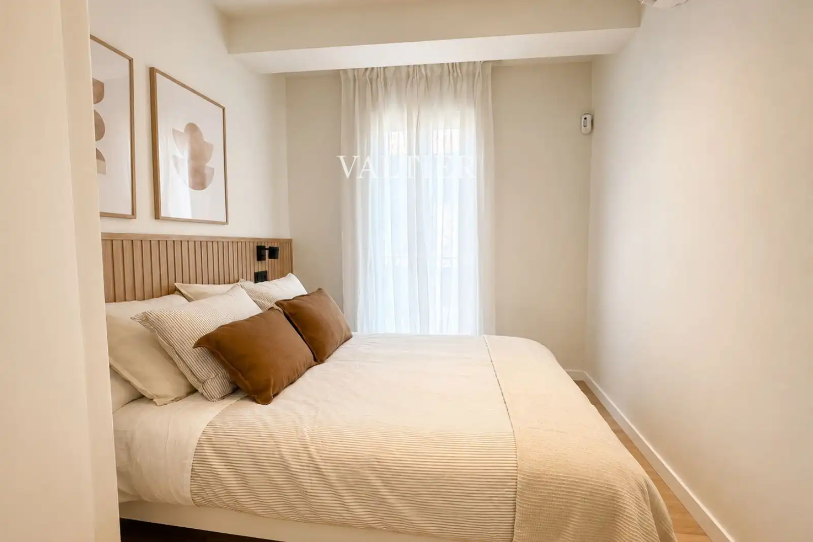 Schlafzimmer von Wohnung zur Miete in Madrid mit Klimaanlage, Heizung und Möbliert