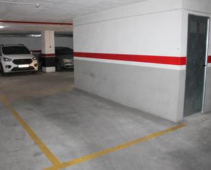 Parkplatz von Garage miete in Oliva