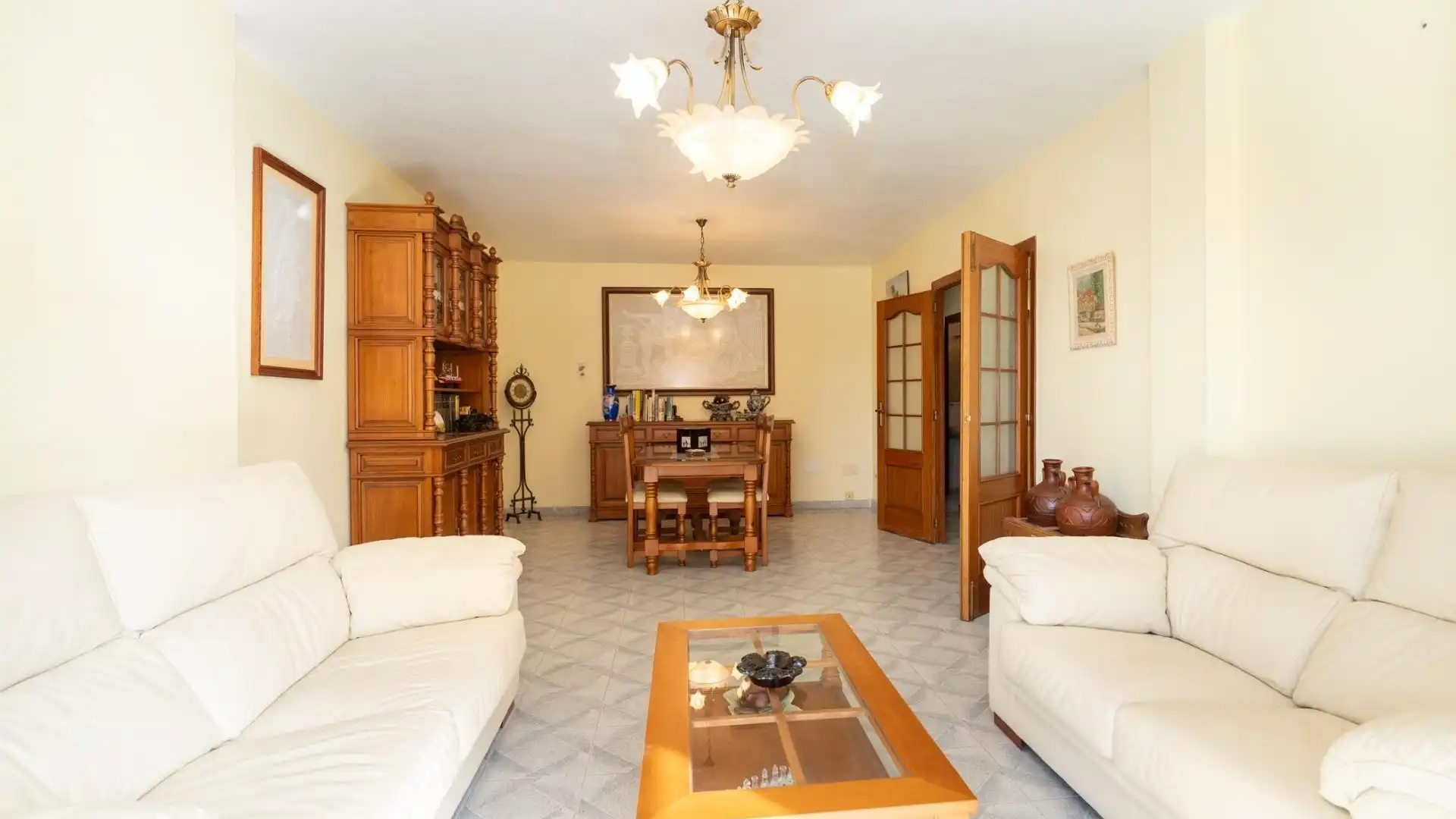 Sala de estar de Casa o chalet en venta en Motril con Terraza y Balcón