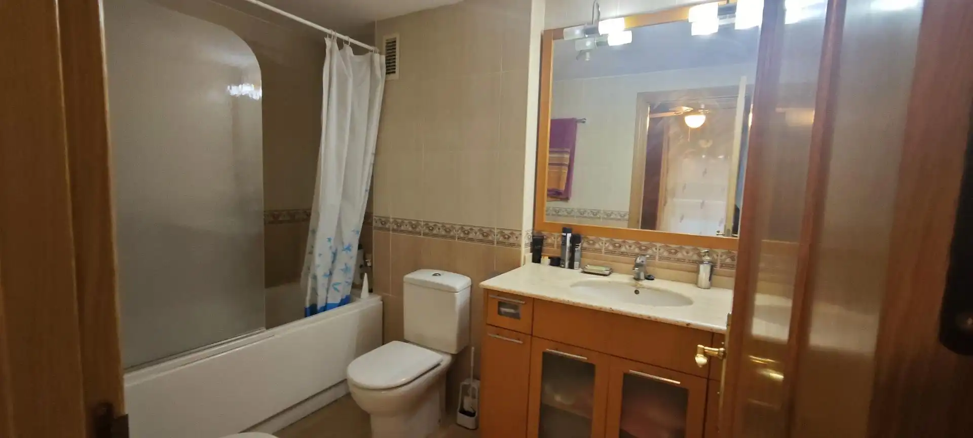 Baño de Piso en venta en Salou con Aire acondicionado, Calefacción y Terraza
