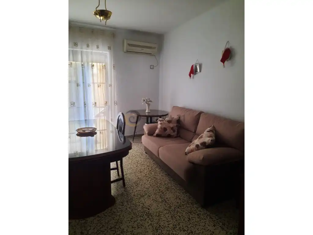 Sala d'estar de Pis en venda en Jaén amb Moblat