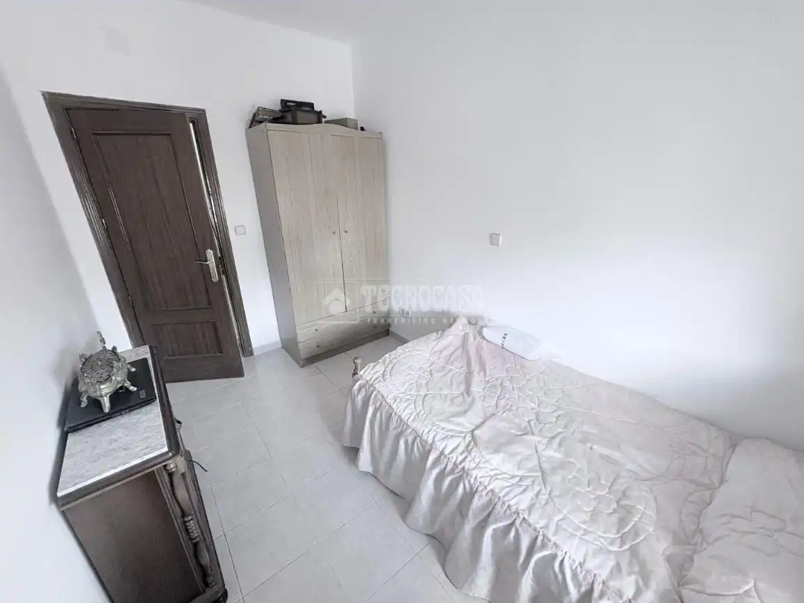 Habitación de Piso en venta en Talavera de la Reina con Aire acondicionado y Calefacción