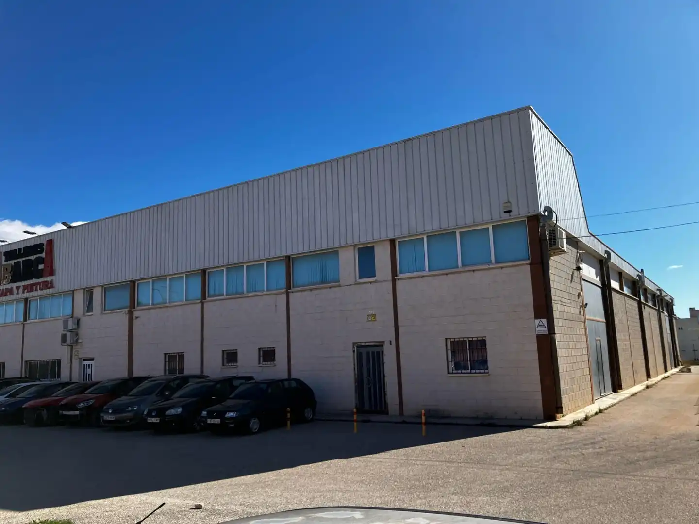 Industrial building for sale in Almansa