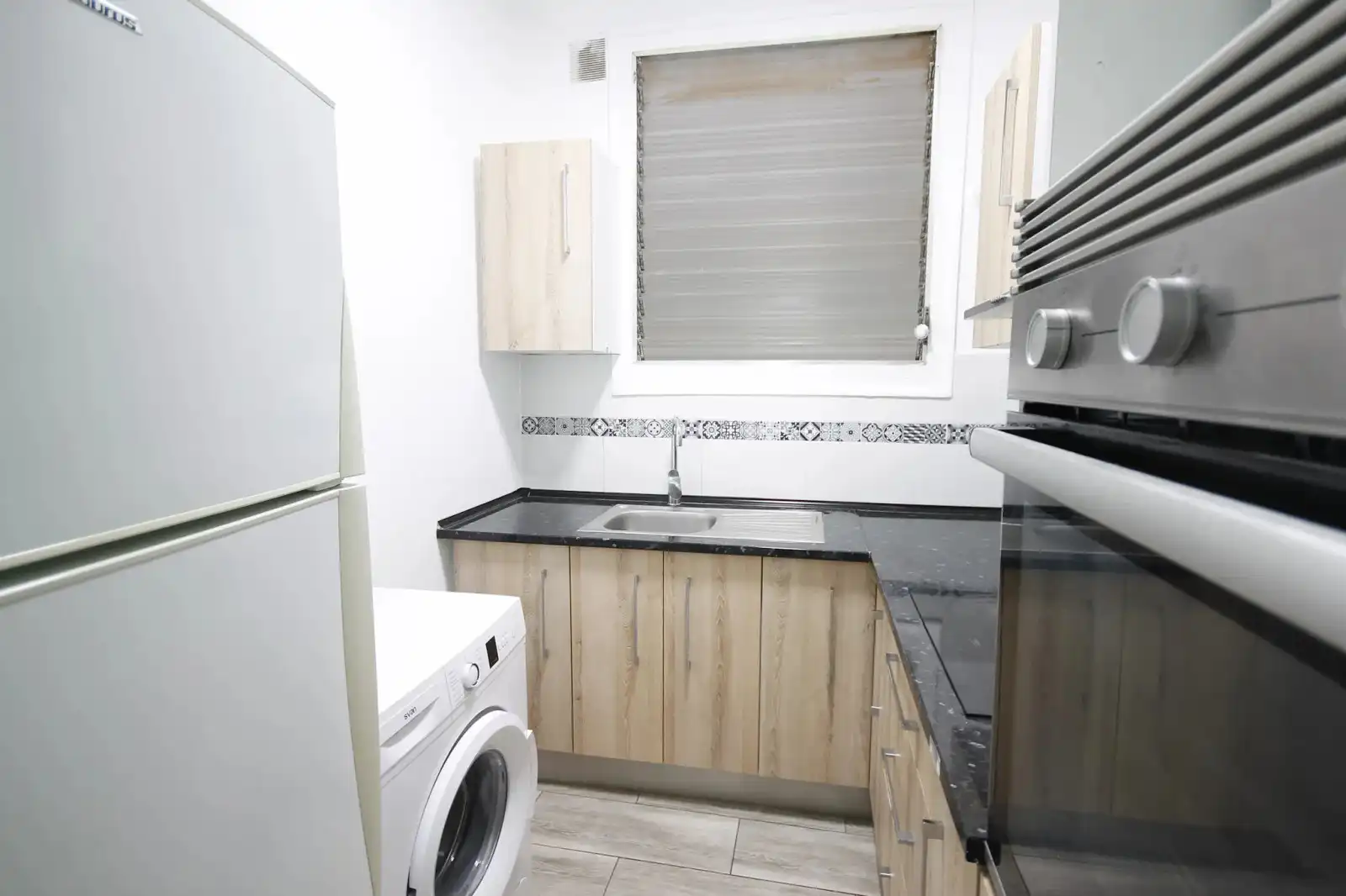 Kitchen of Flat for share in Sant Andreu