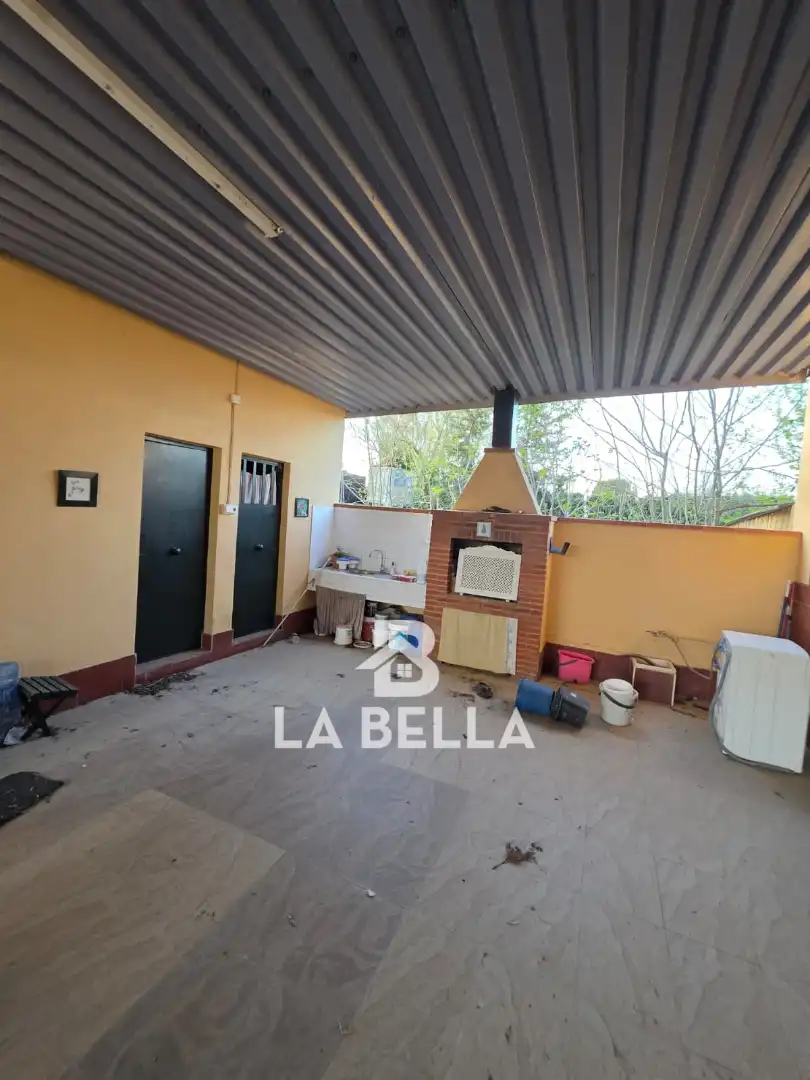 Jardí de Casa o xalet en venda en Coria del Río amb Aire condicionat, Jardí privat i Traster