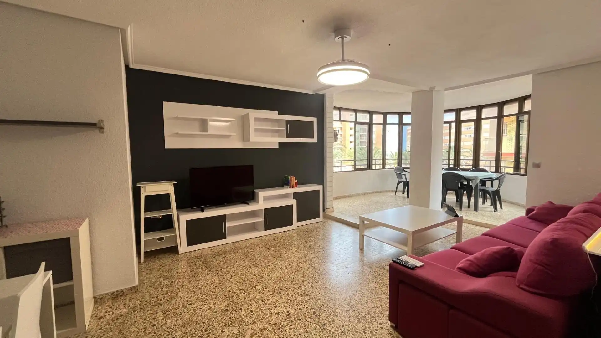 Living room of Apartments for rent in Elche / Elx  with Air Conditioner, Furnished and Community pool