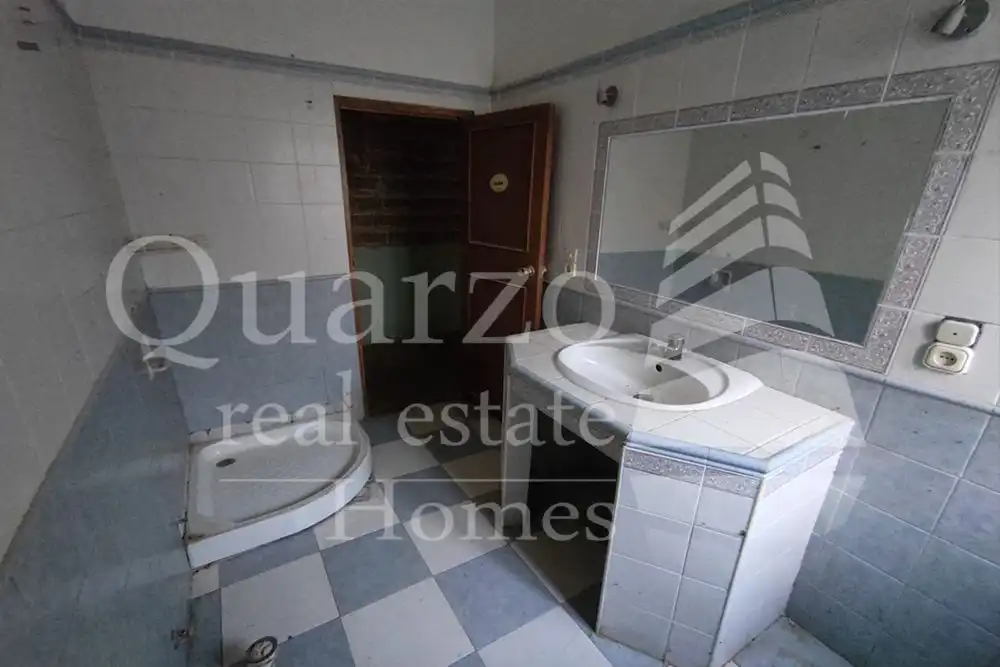 Baño de Casa o chalet en venta en El Puente del Arzobispo