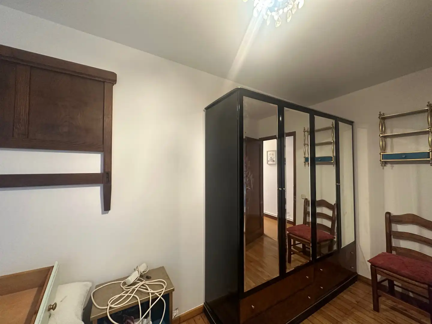 Bedroom of Flat for rent in Santiago de Compostela   with Heating, Parquet flooring and Furnished