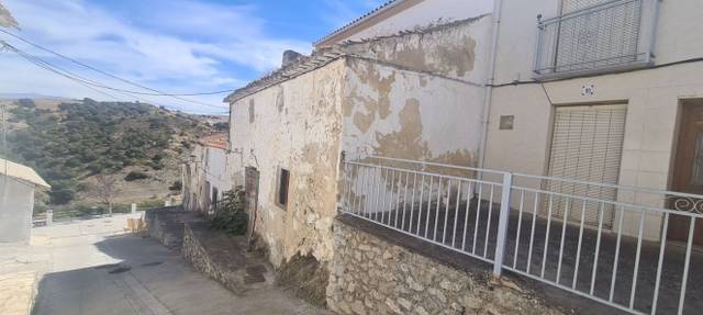 Terreno residencial en Venta en Calle Rodadero en Agrón