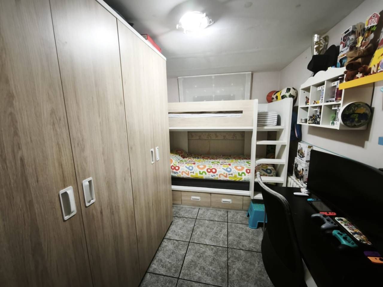 Dormitori de Pis en venda en Santa Coloma de Gramenet amb Aire condicionat, Calefacció i Balcó