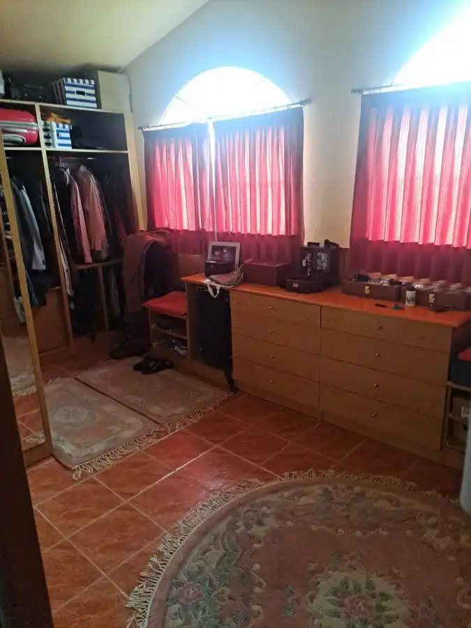Dormitori de Casa o xalet en venda en La Alcayna