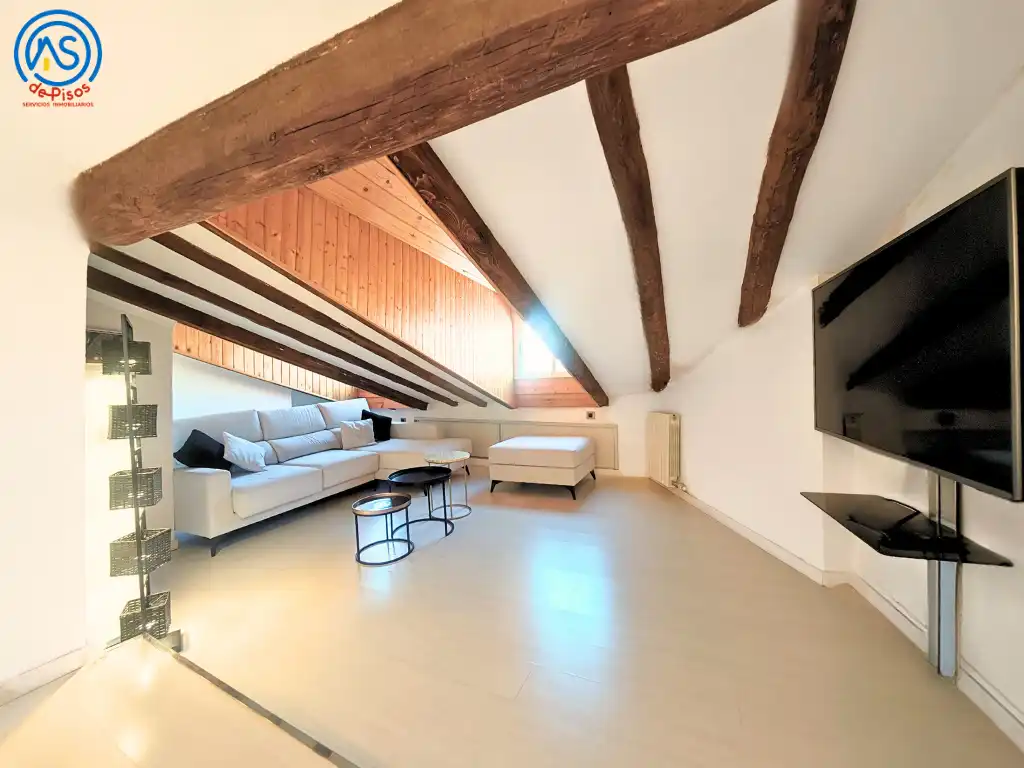 Wohnung zur Miete in Calle de Santa Isabel, 13, Alfonso