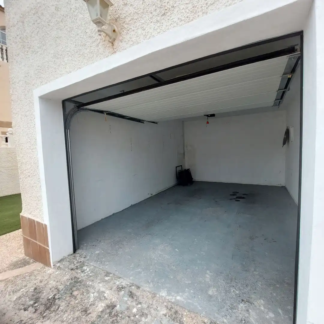 Casa o chalet en venta en Gran Vía de la Manga, Playa de las Gaviotas - El Pedrucho