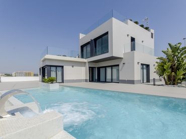 Villa con piscina in vendita a Orihuela Costa