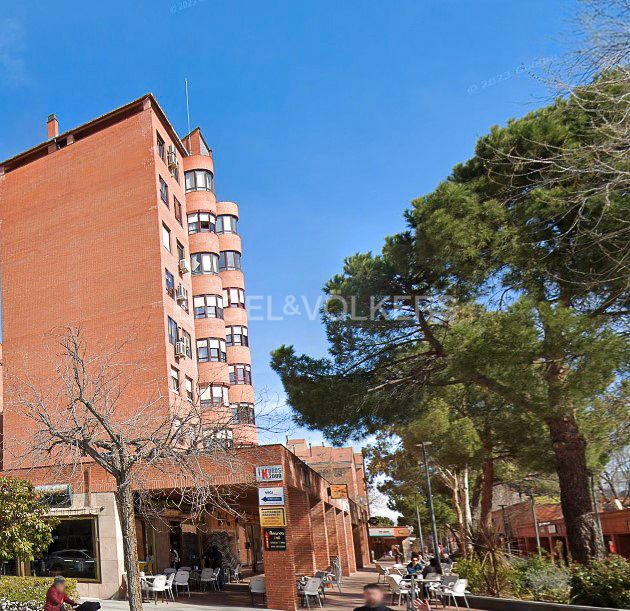 Vista exterior de Apartament en venda en Tres Cantos amb Aire condicionat, Calefacció i Parquet