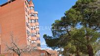 Vista exterior de Apartament en venda en Tres Cantos amb Aire condicionat, Calefacció i Parquet