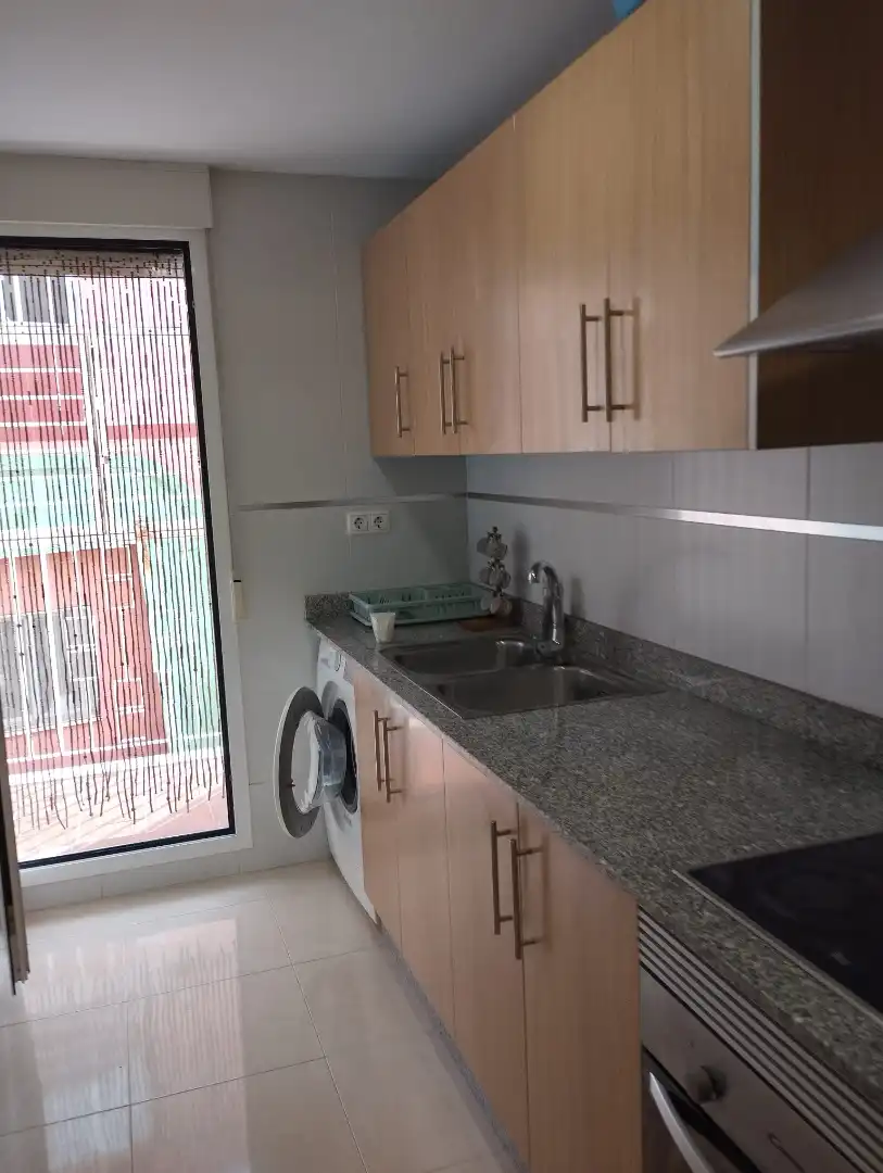 Cocina de Piso de alquiler en Segorbe con Amueblado, Lavadora y Microondas