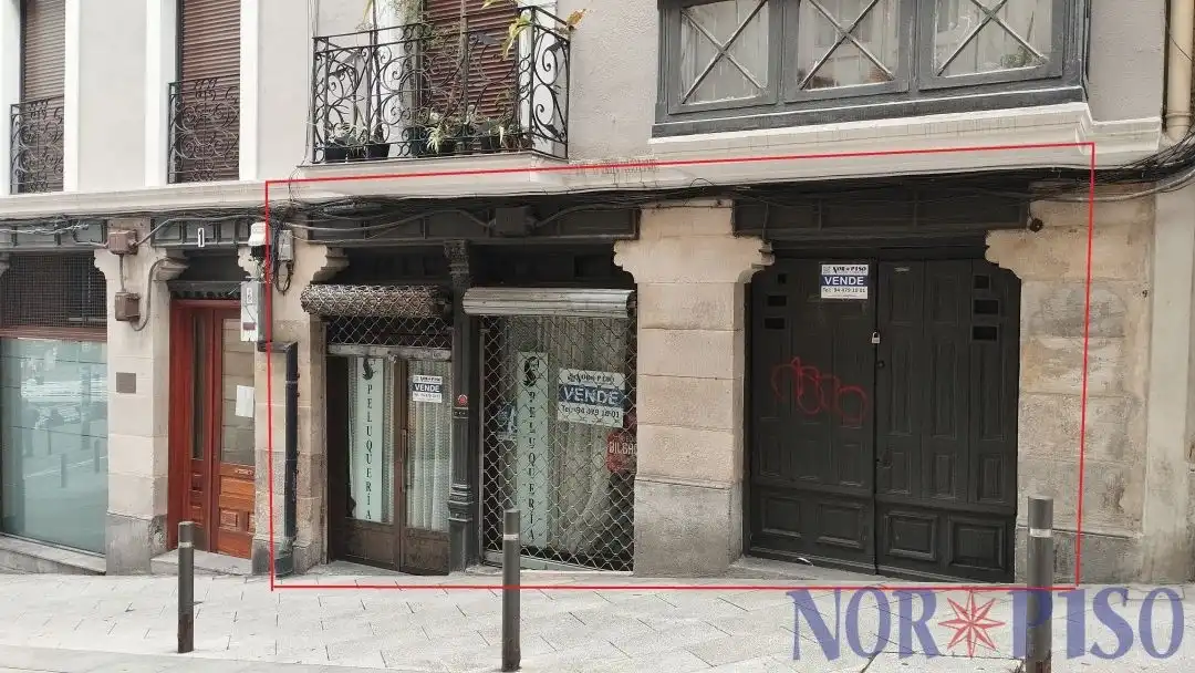 Vista exterior de Local en venta en Bilbao 