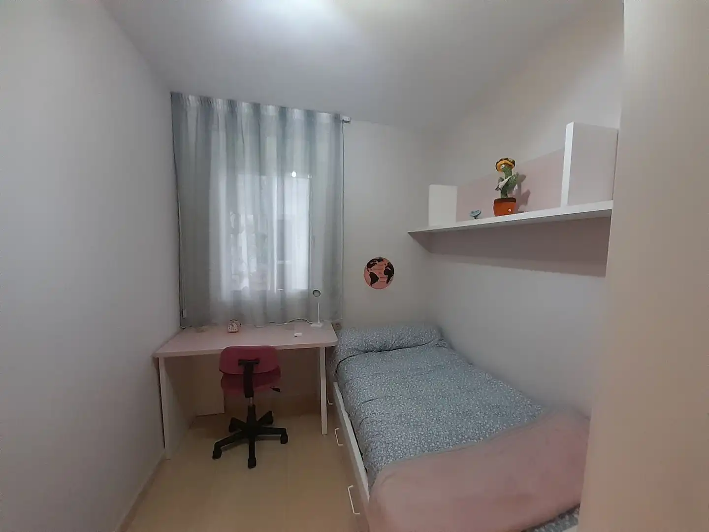 Flat with terrace to rent in Ctra. Circunvalación - La Magdalena, imagen 25