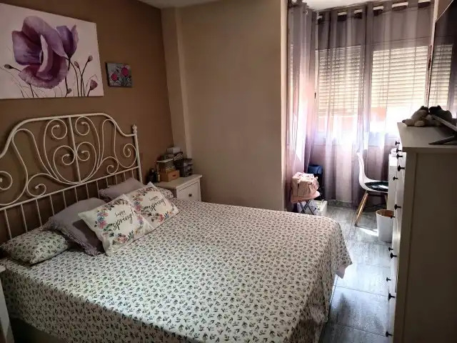 Habitación de Piso en venta en Esparreguera con Calefacción, Terraza y Horno