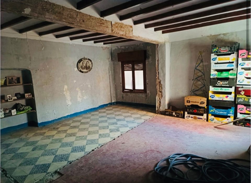 Sala d'estar de Casa adosada en venda en Oliva amb Terrassa i Traster