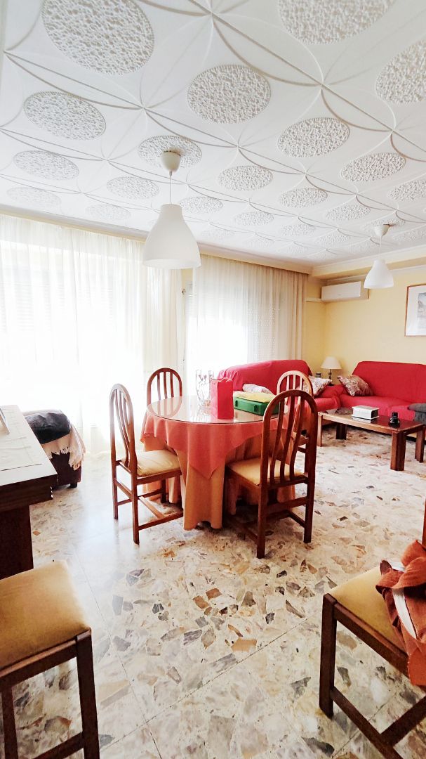 Menjador de Pis en venda en Alcalá de Henares amb Aire condicionat, Calefacció i Terrassa