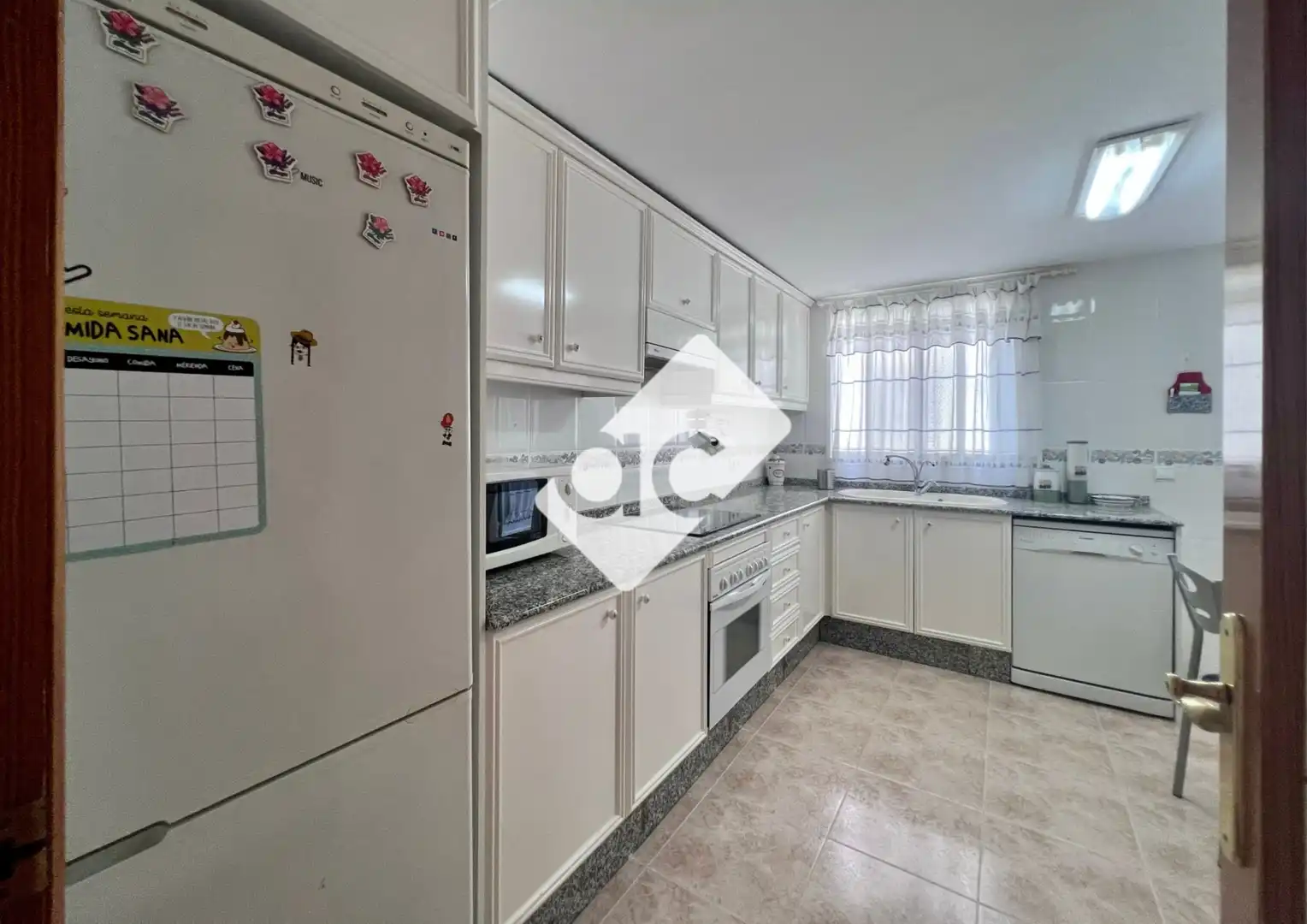 Kitchen of Flat for rent in Albal  with Air Conditioner, Heating and Furnished