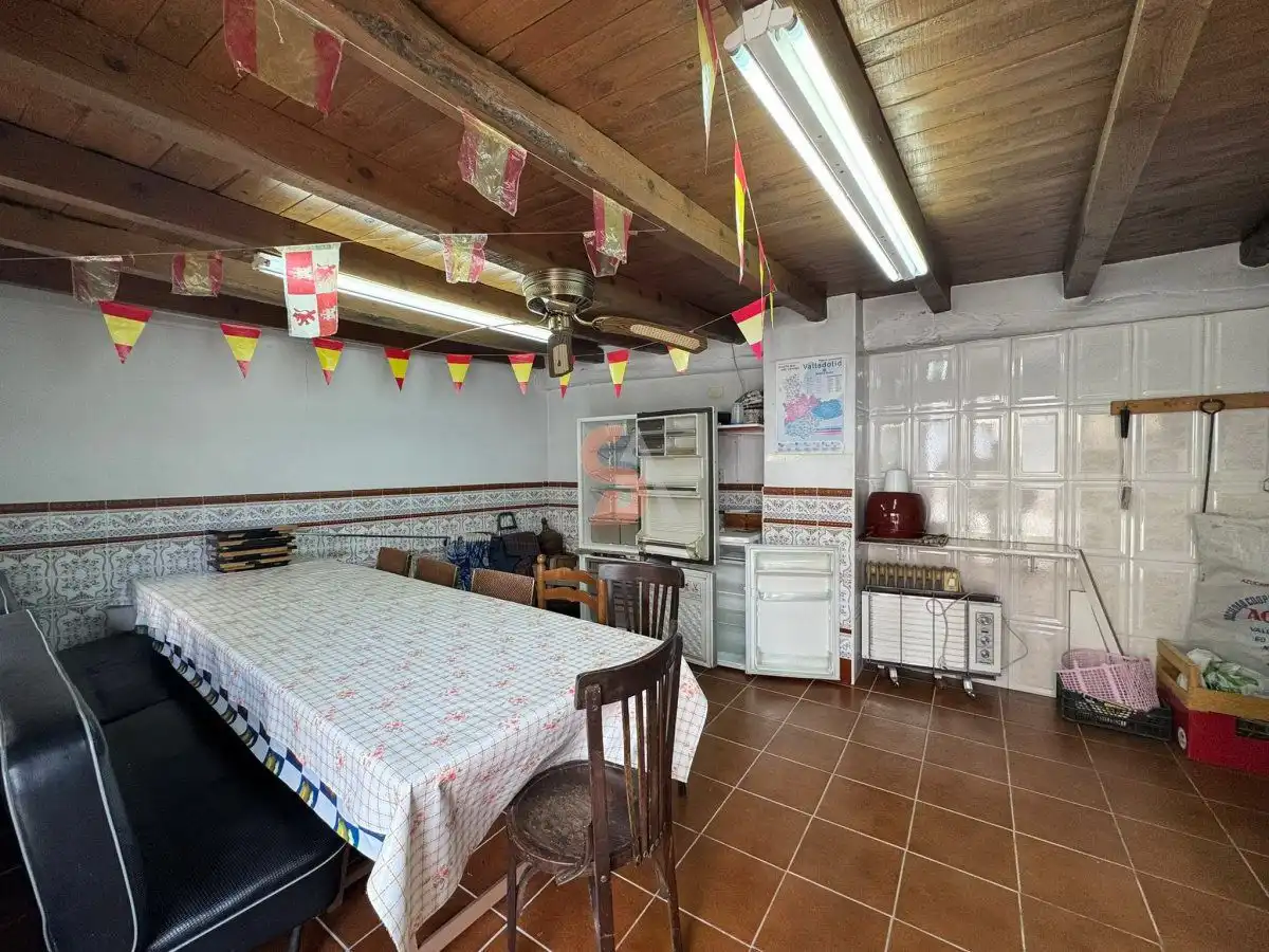 Cocina de Piso en venta en Cigales con Calefacción, Terraza y Trastero
