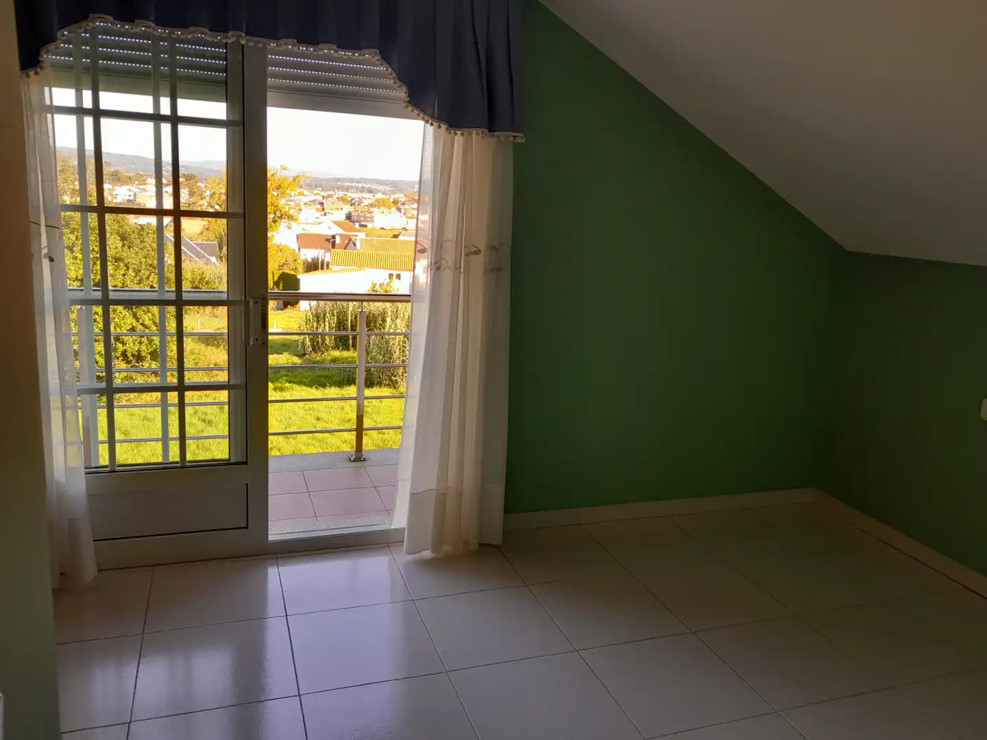 Habitación de Casa o chalet en venta en A Illa de Arousa  con Calefacción, Jardín privado y Terraza