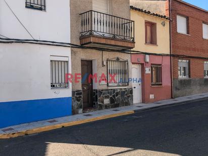 Exterior view of House or chalet for sale in El Casar de Escalona  with Balcony