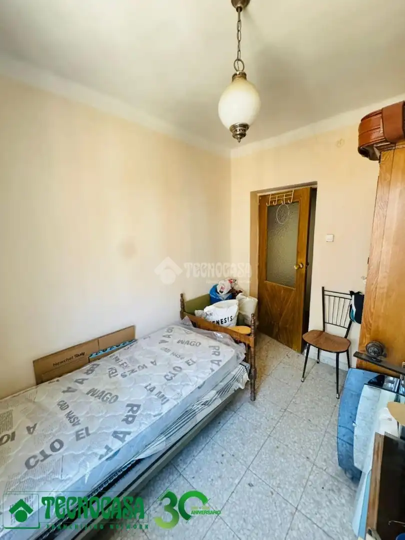 Bedroom of Flat for sale in Toledo  with Balcony