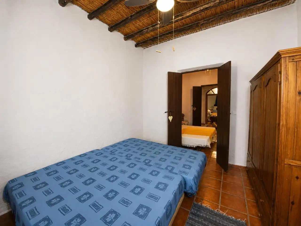Dormitori de Finca rústica en venda en Guareña amb Jardí privat, Terrassa i Piscina