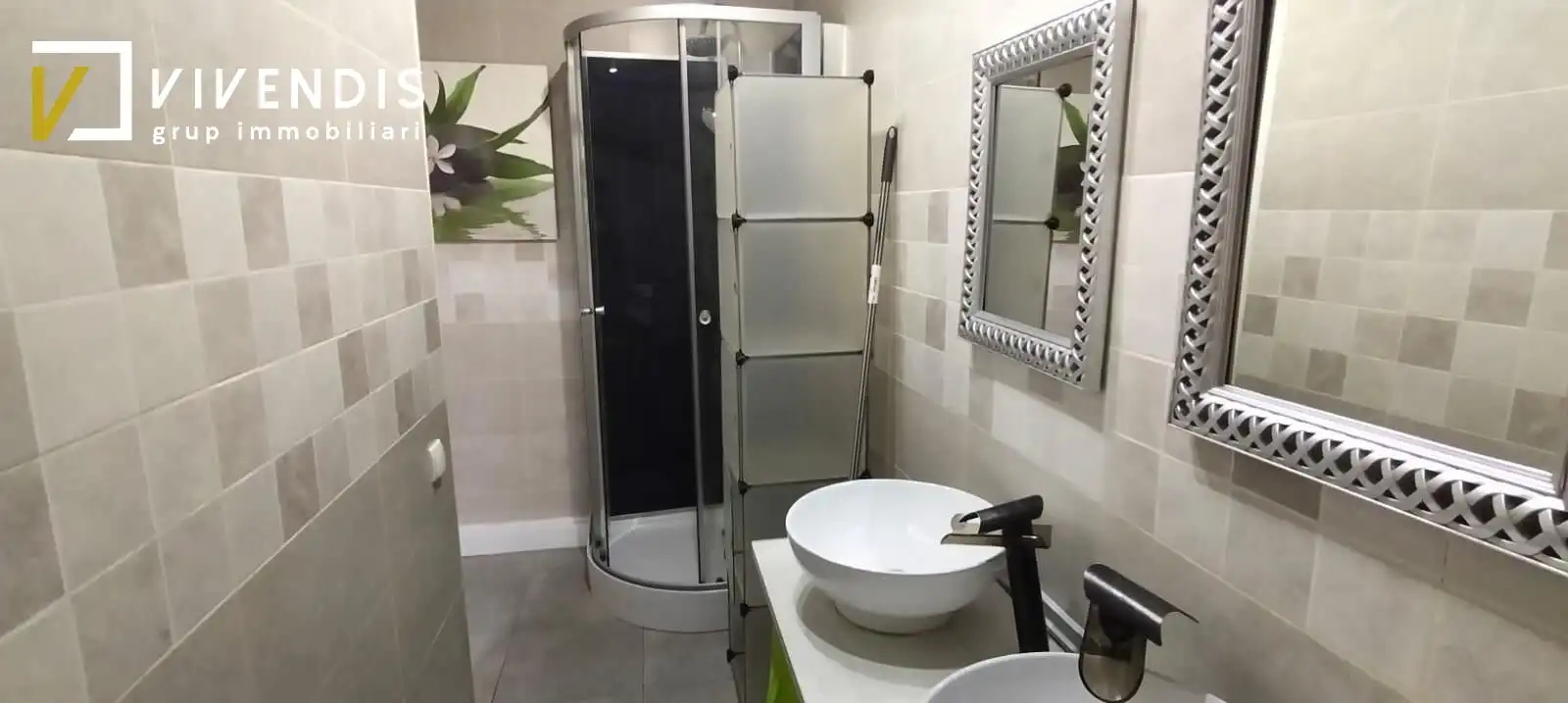 Baño de Planta baja en venta en Lleida con Aire acondicionado, Calefacción y Parquet