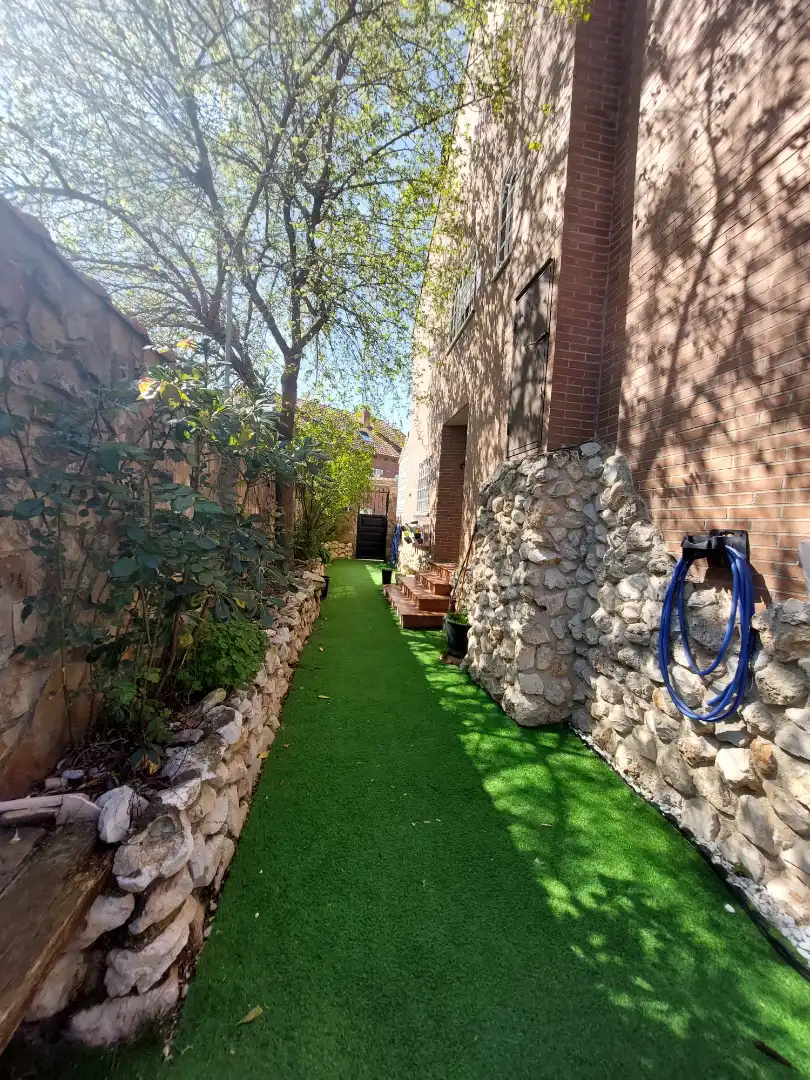 Xalet amb jardí en venda a Velilla de San Antonio, imagen 46