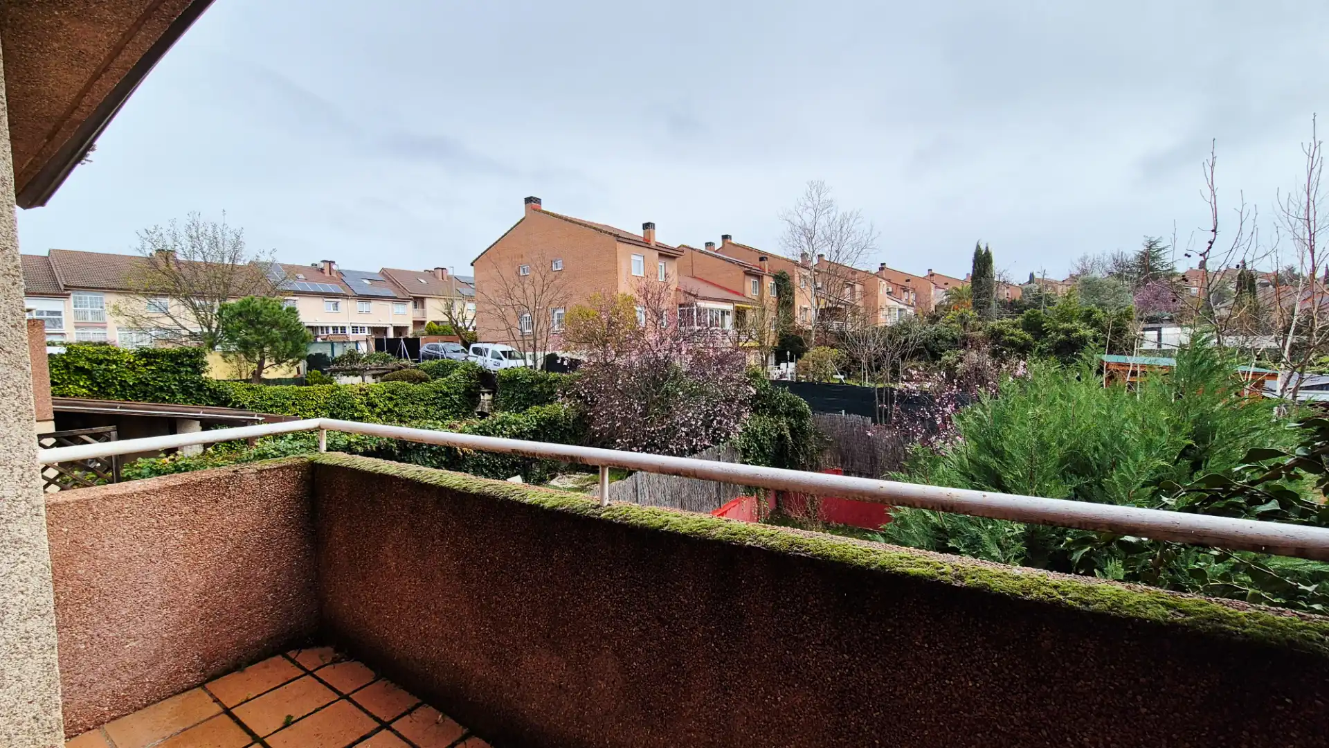 Exterior view of Detached homes for sale in Las Rozas de Madrid  with Heating, Private garden and Terrace