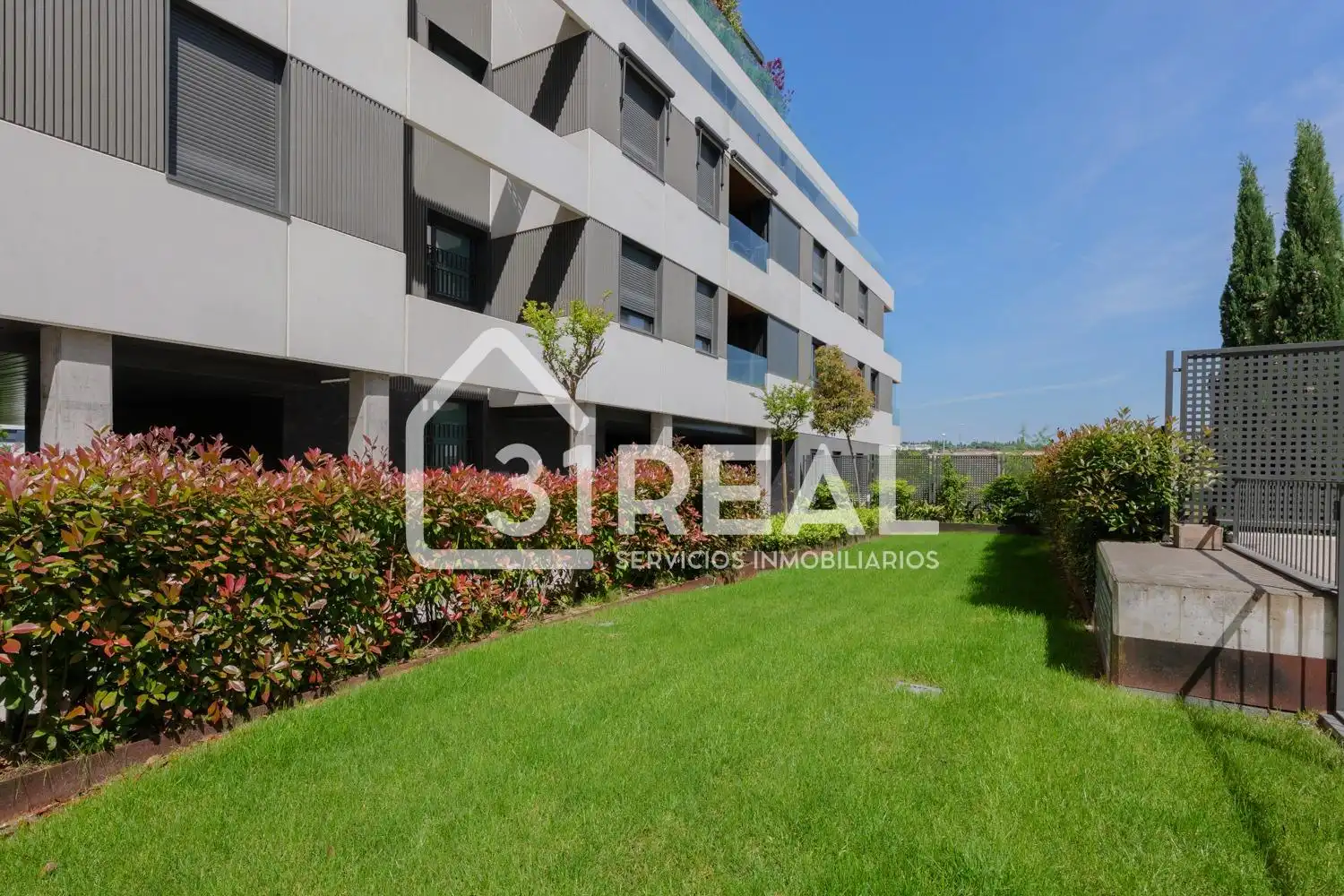 Exterior view of Flat for sale in Madrid  with Air Conditioner, Heating and Terrace