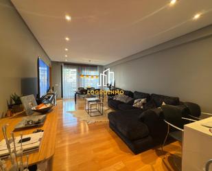 Living room of Flat for sale in  Logroño  with Air Conditioner, Heating and Terrace