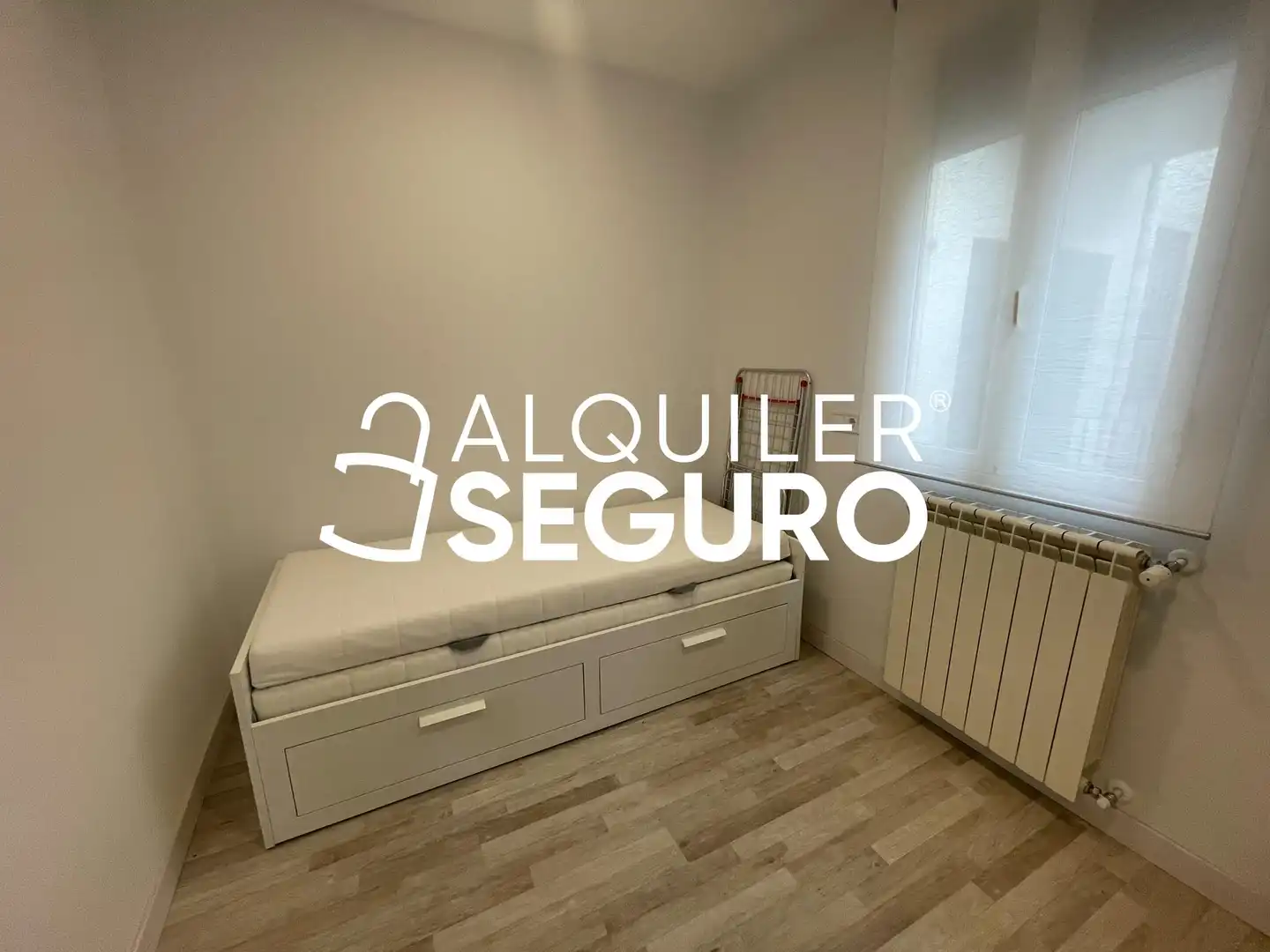 Habitación de Piso de alquiler en Madrid con Aire acondicionado, Calefacción y Amueblado