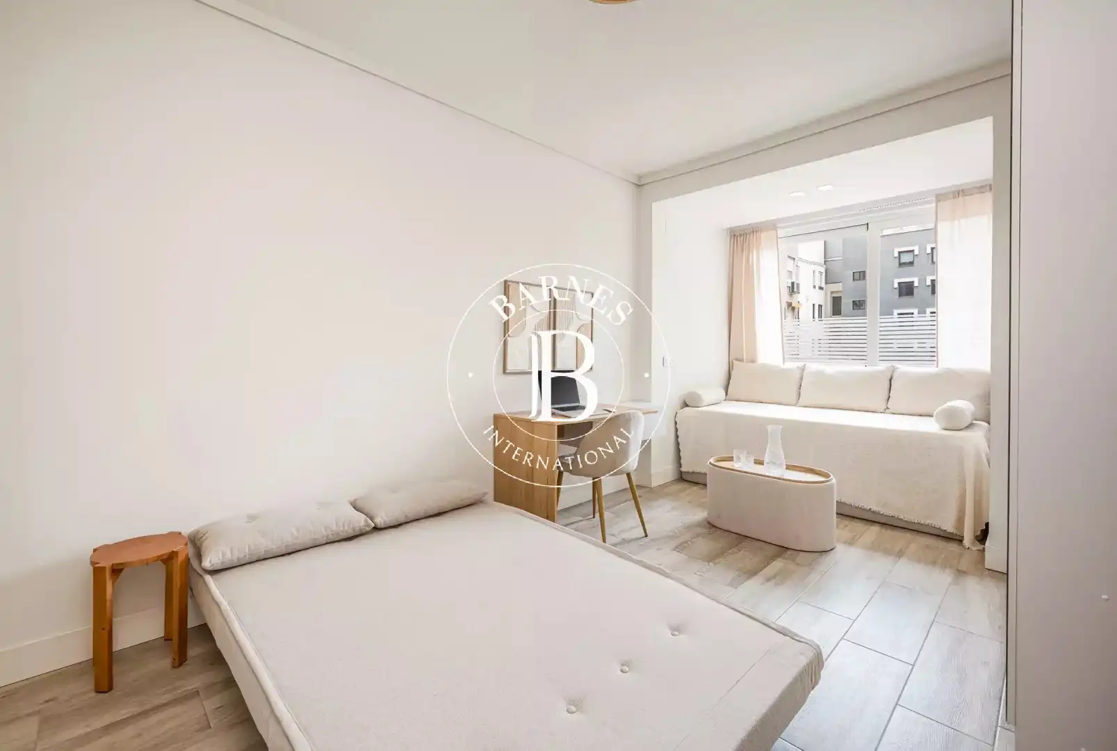 Habitación de Estudio de alquiler en Madrid con Aire acondicionado, Calefacción y Amueblado