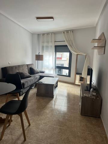 Piso en Alquiler en Carolinas Altas