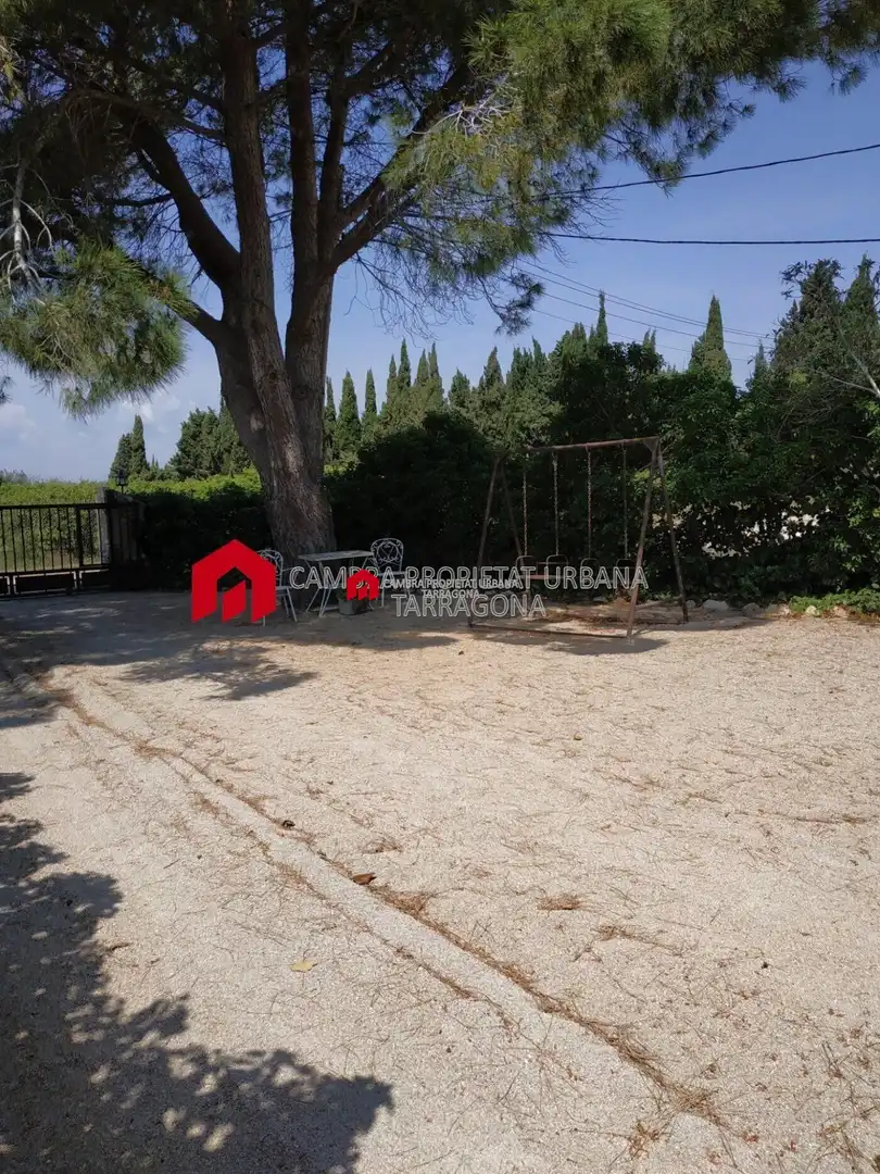 Vista exterior de Finca rústica en venda en L'Aldea amb Aire condicionat, Calefacció i Jardí privat