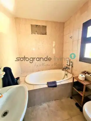 Bathroom of Country homes for sale in Sotogrande  with Heating, Private garden and Swimming Pool