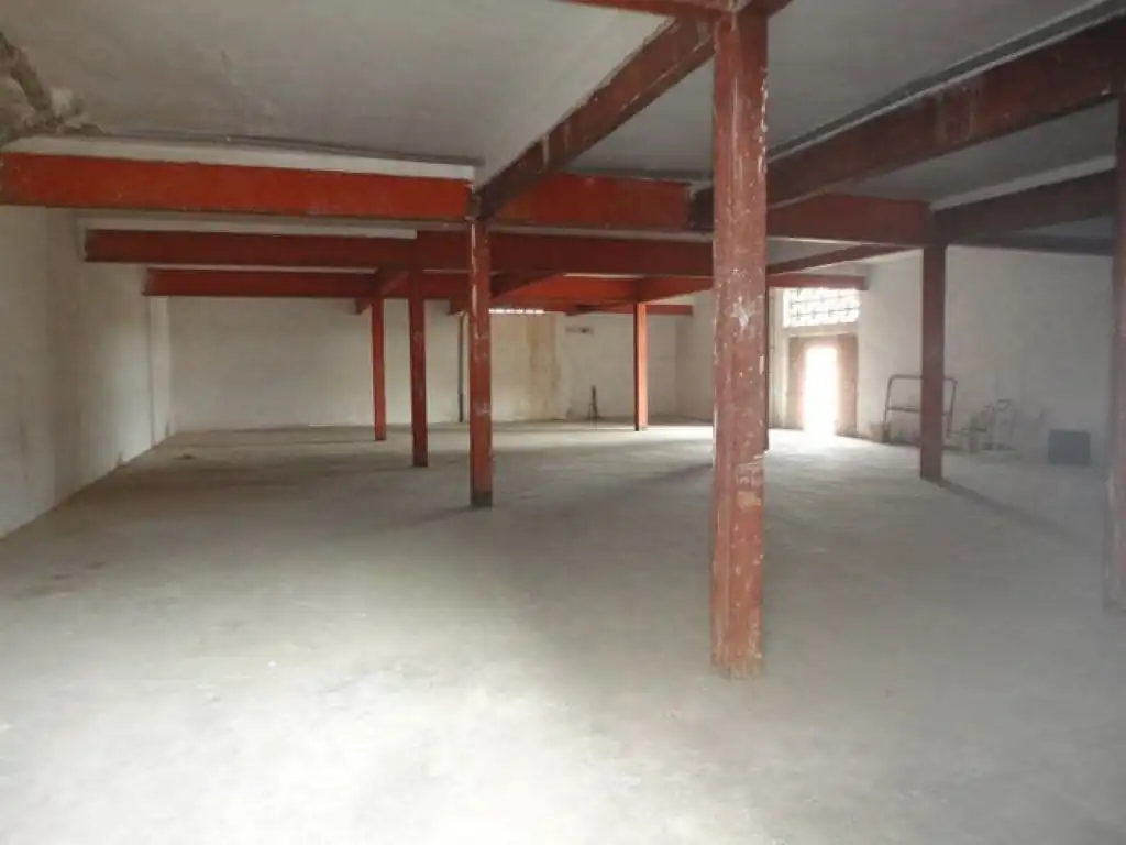 Gewerbefläche zum Verkauf in Sant Celoni