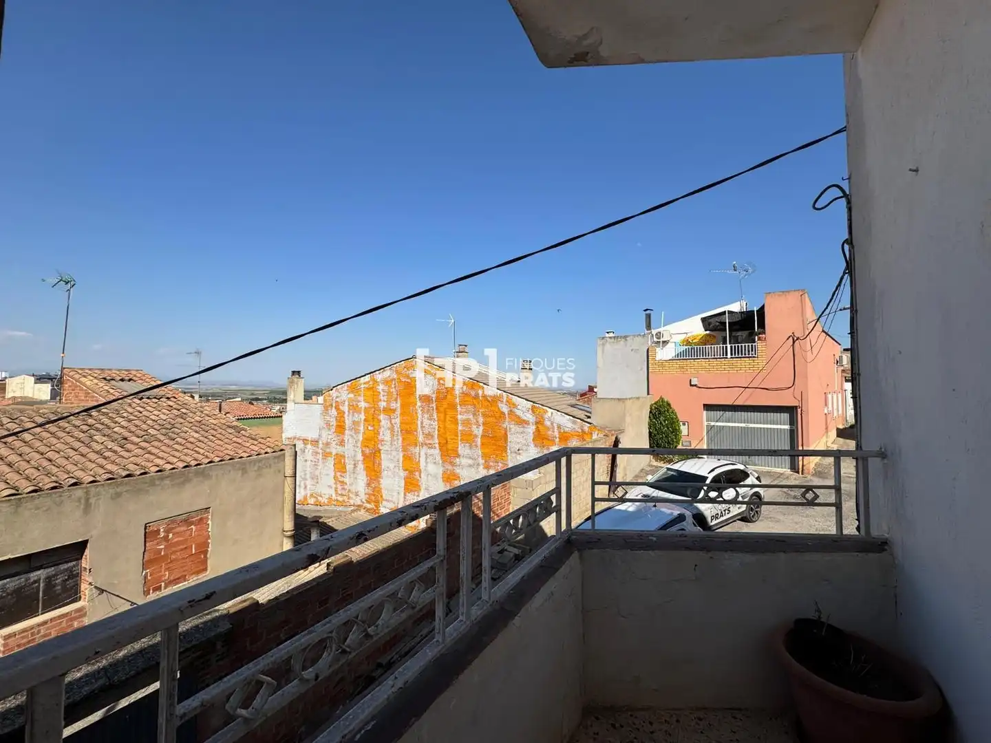 Vista exterior de Casa o xalet en venda en Alguaire amb Aire condicionat