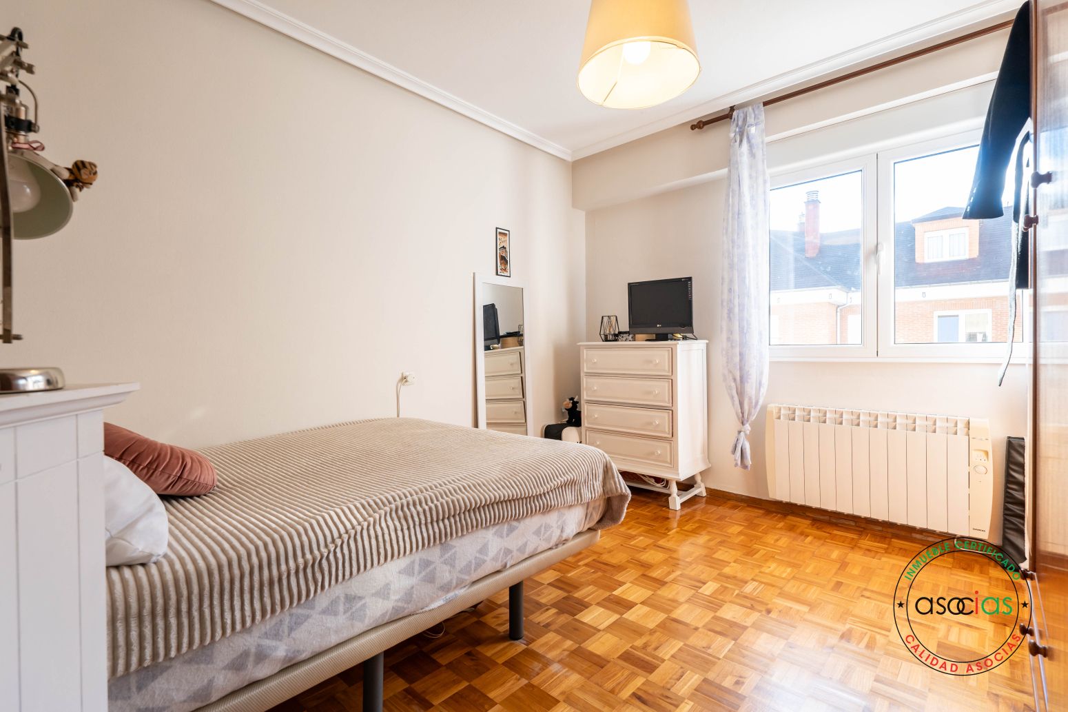 Bedroom of Flat for sale in Gijón   with Heating and Parquet flooring
