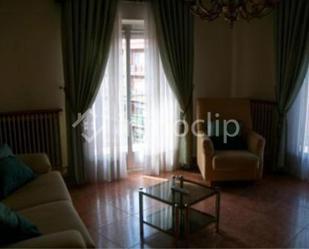 Living room of Flat to rent in Salamanca Capital  with Heating, Terrace and Furnished