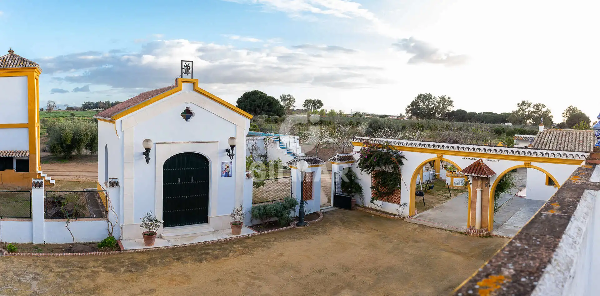 Vista exterior de Casa o chalet en venta en Marchena con Calefacción, Jardín privado y Piscina