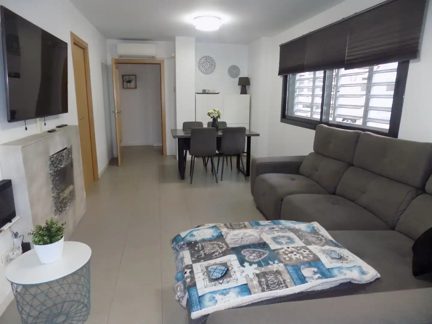 Sala de estar de Dúplex en venta en Santa Coloma de Gramenet con Aire acondicionado y Parquet